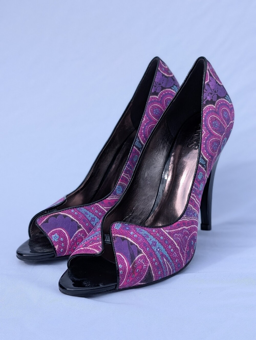 Vintage Carlos Santana Pounce Paisley Heels